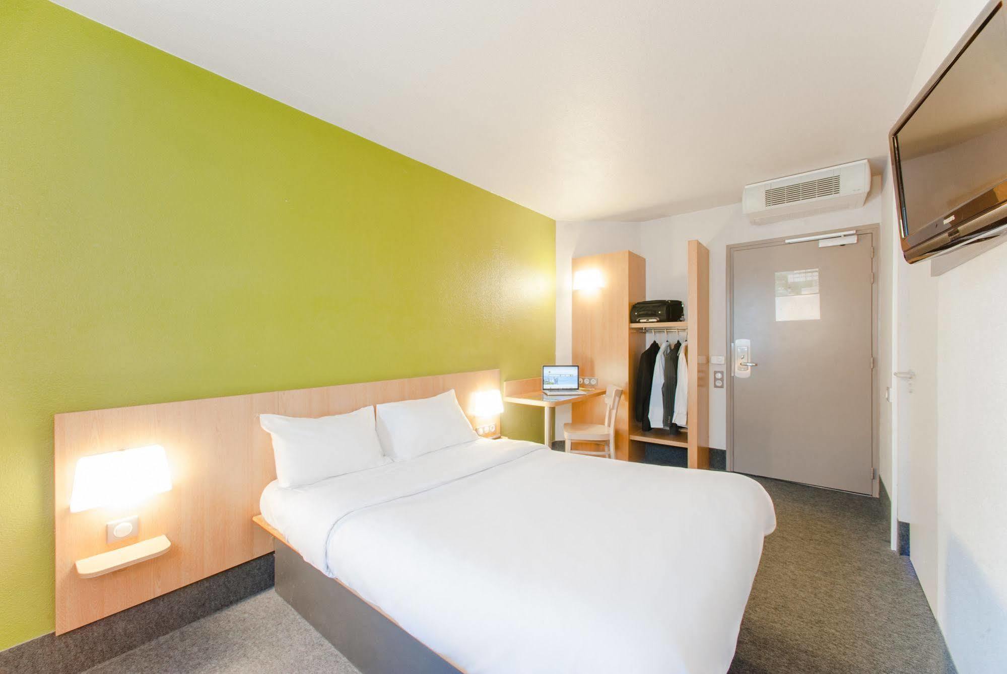 B&B Hotel Troyes Saint-Parres-Aux-Tertres 外观 照片