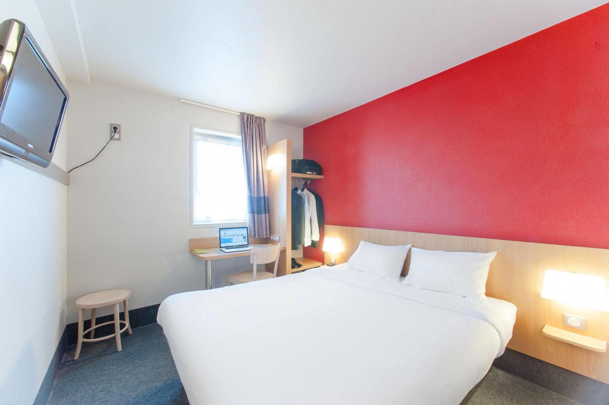 B&B Hotel Troyes Saint-Parres-Aux-Tertres 外观 照片